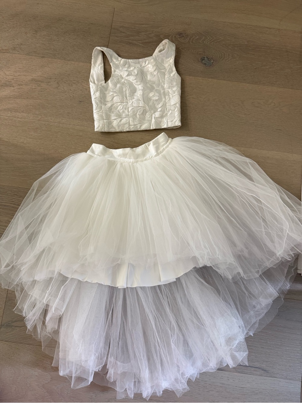 White Girls' Two-Piece Tulle Dance Costume 7-8 years